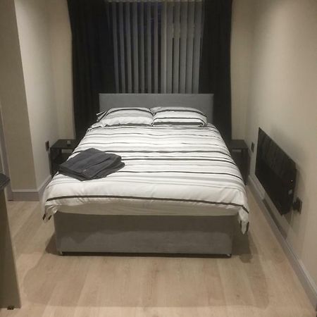 Private En-Suite Guestroom Рітін Екстер'єр фото